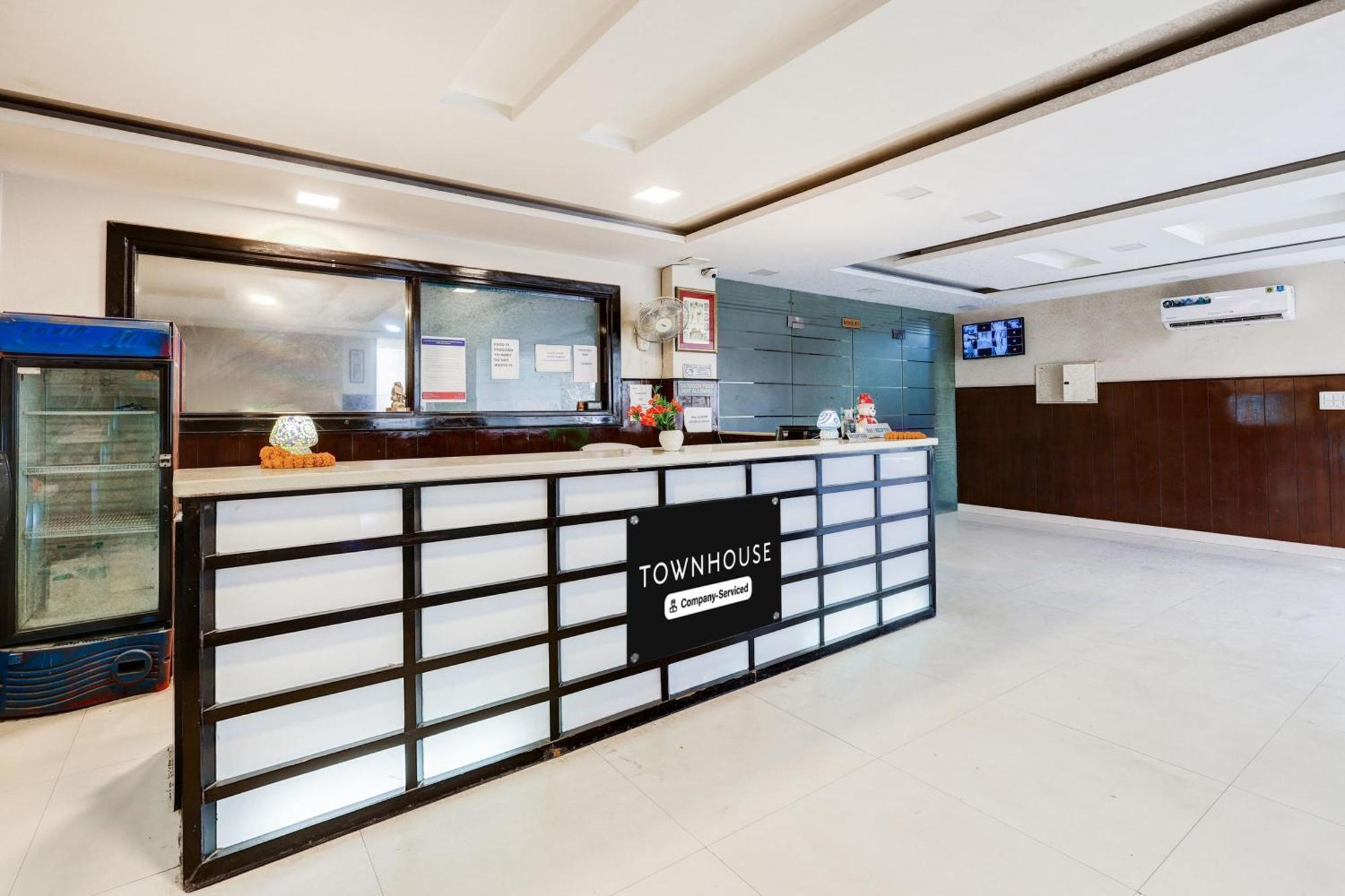 Hotel Super Townhouse Sector 38 Gurgaon Near Medanta Exterior foto