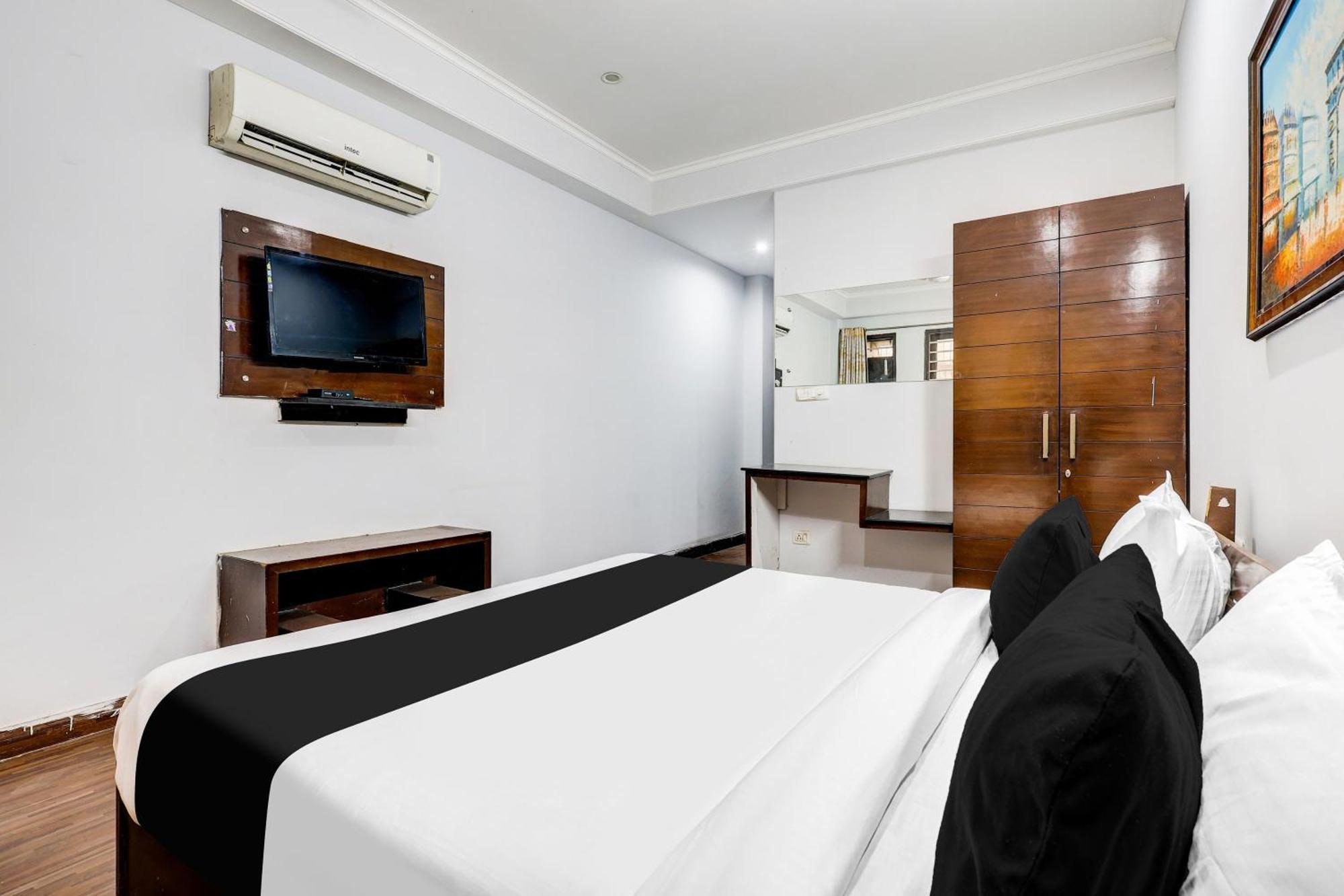 Hotel Super Townhouse Sector 38 Gurgaon Near Medanta Exterior foto
