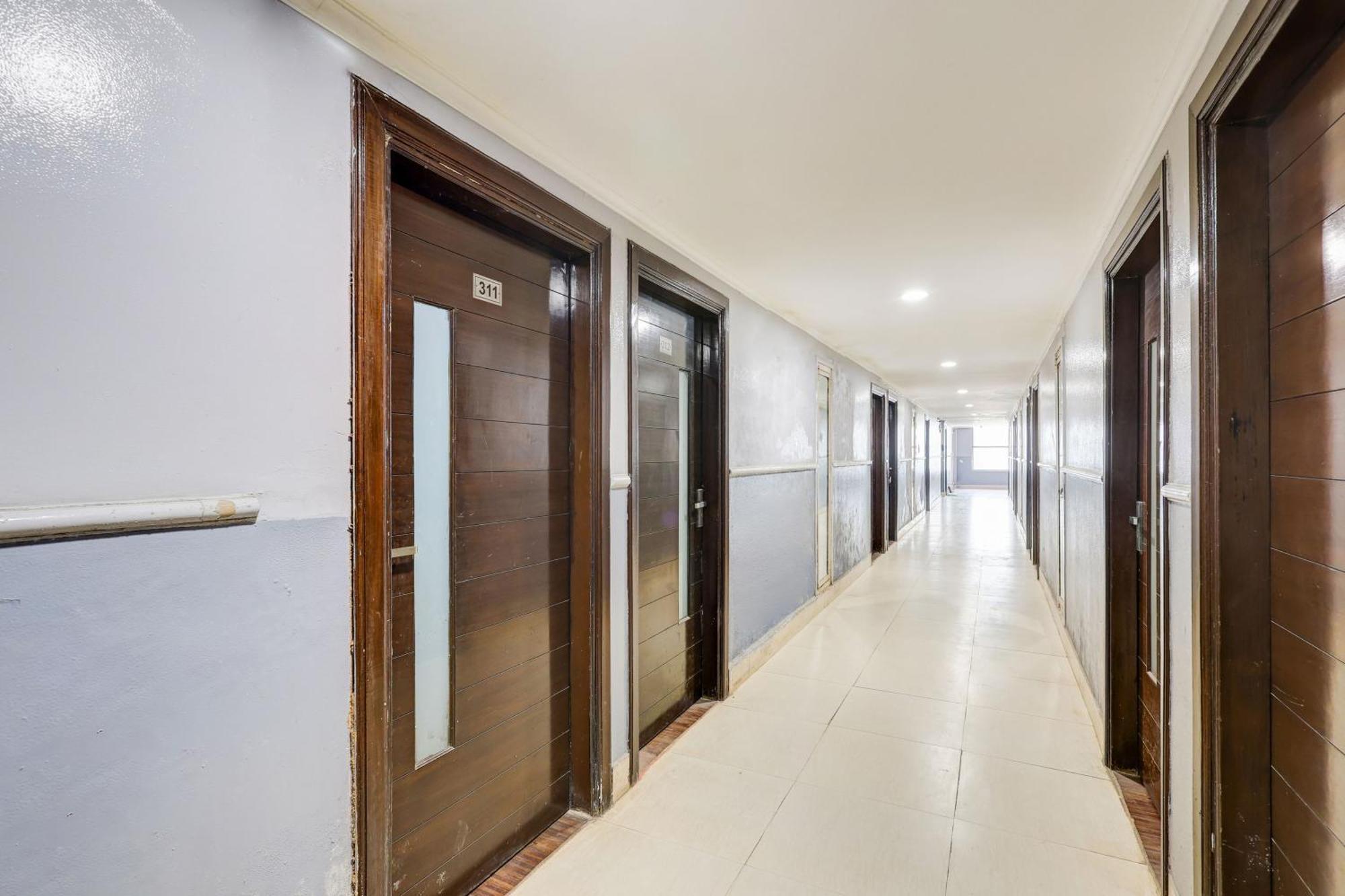 Hotel Super Townhouse Sector 38 Gurgaon Near Medanta Exterior foto