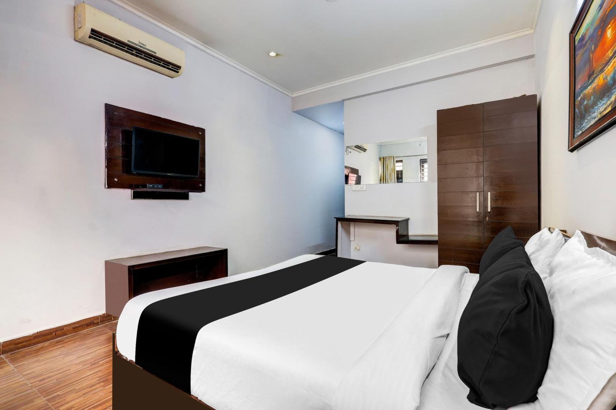 Hotel Super Townhouse Sector 38 Gurgaon Near Medanta Exterior foto